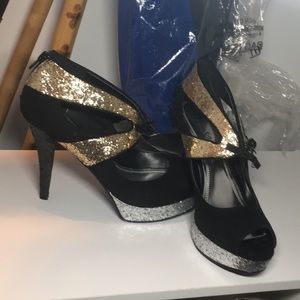 Velvet Heart brand heels. Worn once, size 9